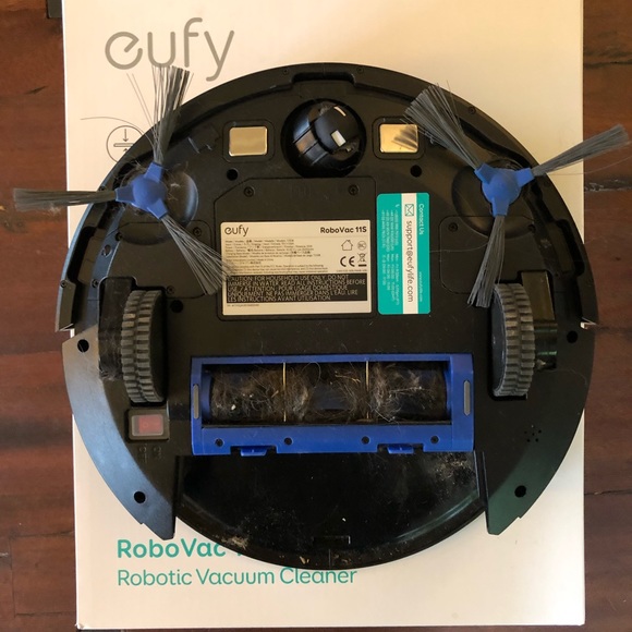 Eufy BoostIQ Robovac 11S (slim) - Picture 11 of 11